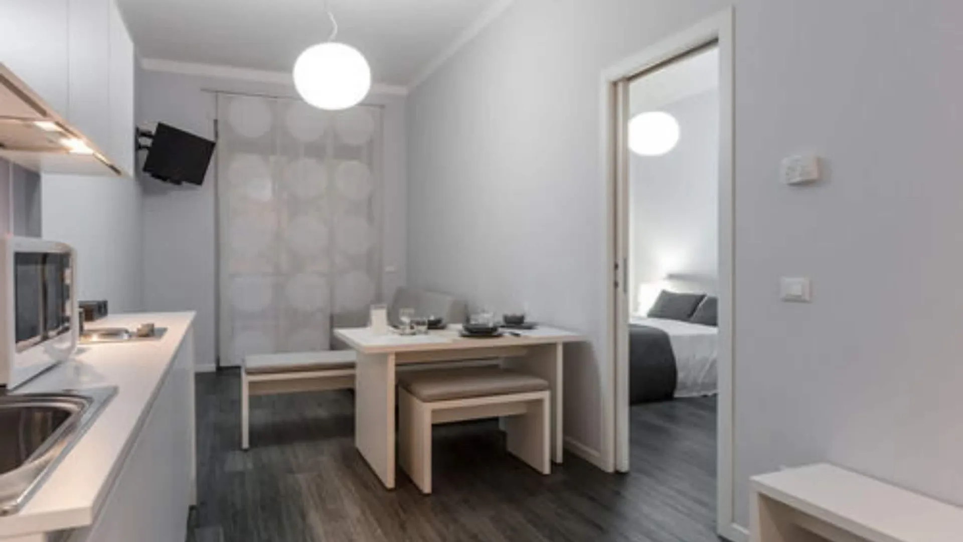 Studio Inn De Angeli Milan Aparthotel
