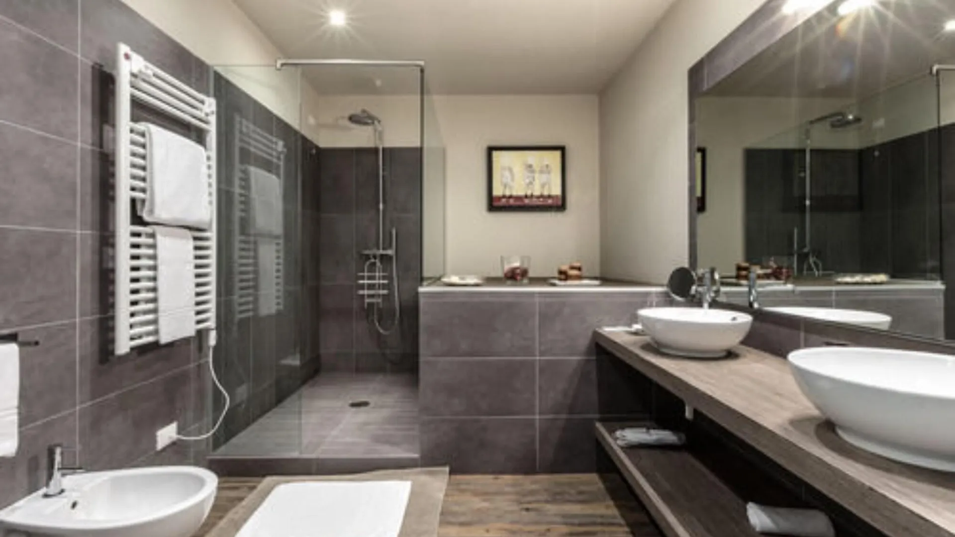 Studio Inn De Angeli Milan 4*,