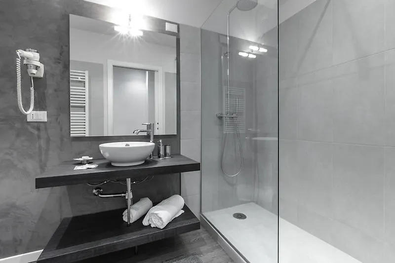 Studio Inn De Angeli Milan Italy